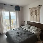Vista Bella Apartment *