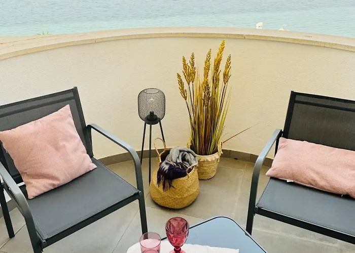 Vista Bella 아파트